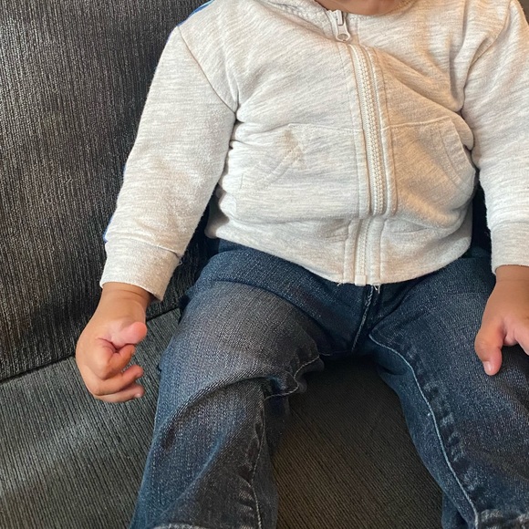 0-3 months zip up sweater| 10/10 condition - Picture 1 of 2